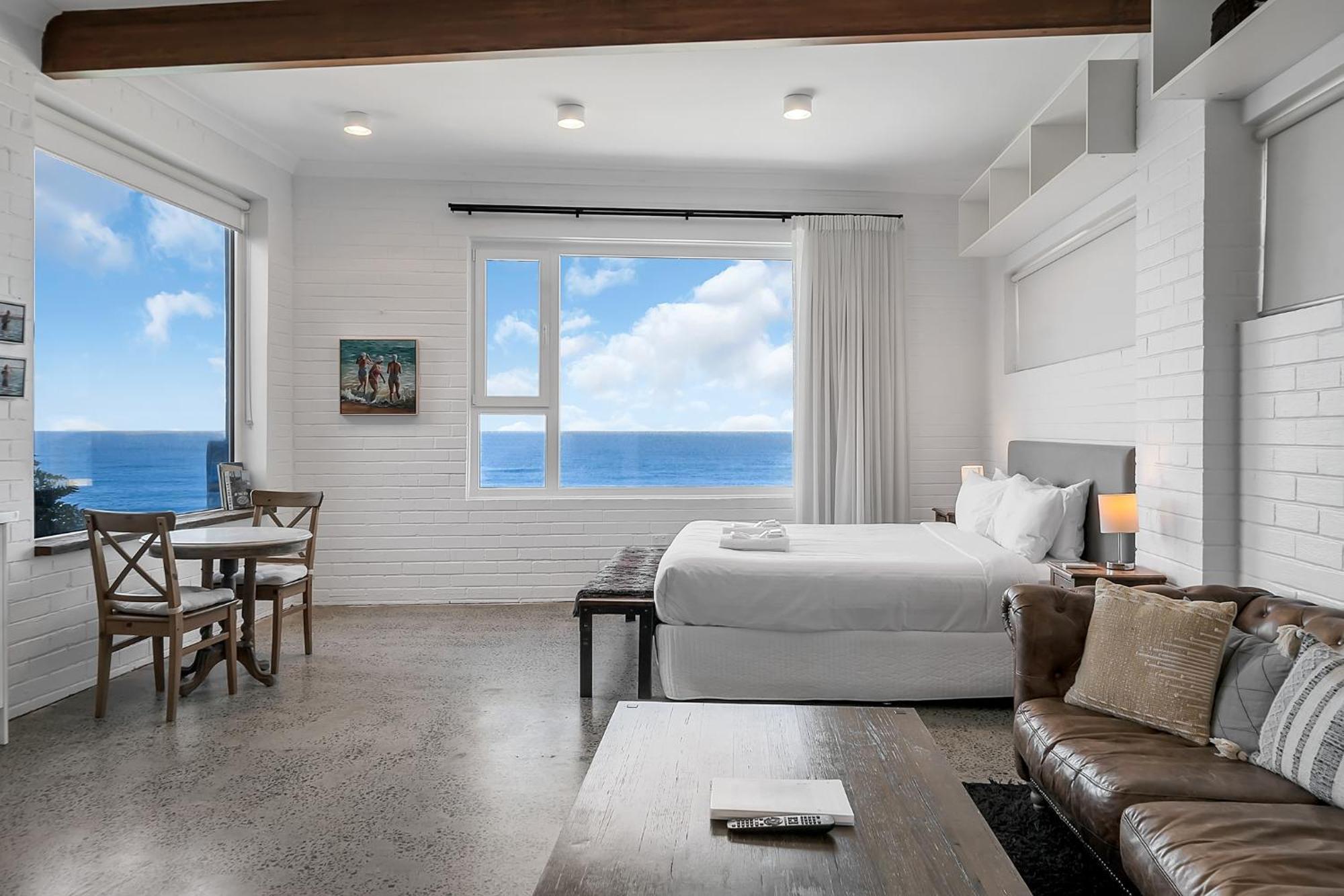 Upscale Cliffside Studio With Ocean Views North Bondi Cité de Cité de Sydney Extérieur photo